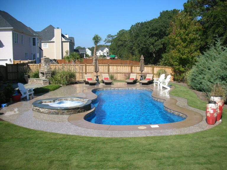 Best Fiberglass Pool Installers in San Antonio TX